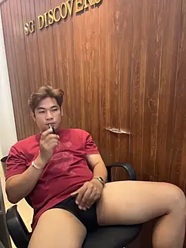 Titanryu online show from June 5, 2026, 2:27 am