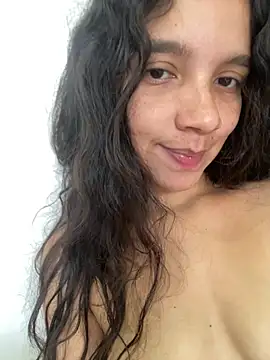 Morena  Florr online show from May 5, 2026, 12:52 pm