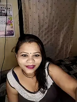 Snapshot of Hoty_bhabii chatting on March 31, 2026, 6:32 pm Hoty bhabii online show from March 31, 2026, 6:32 pm