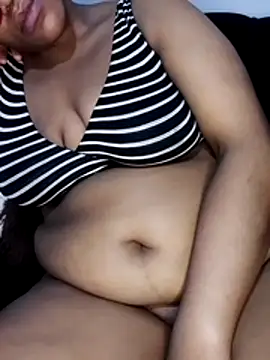 Snapshot of sultrydiva00 chatting on April 1, 2026, 1:52 pm sultrydiva00 online show from April 1, 2026, 1:52 pm