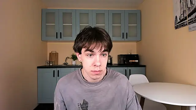 Snapshot of DaveBevy chatting on May 2, 2026, 7:19 pm DaveBevy online show from May 2, 2026, 7:19 pm