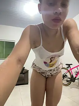 jhully hot online show from May 20, 2026, 11:24 pm