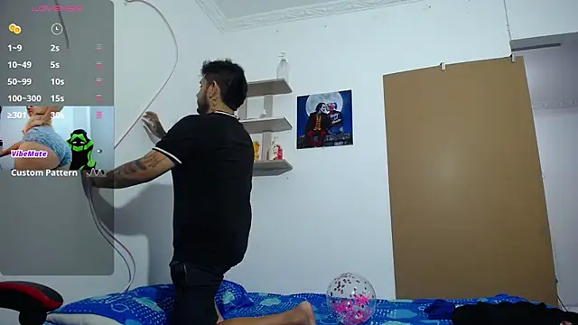 allison maxtattoo  online show from May 23, 2026, 4:22 am