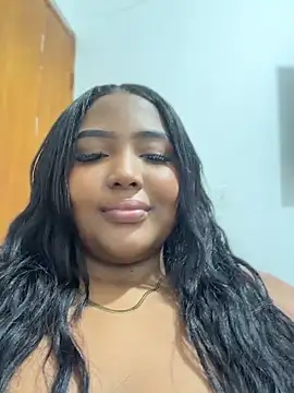 Snapshot of DaniXxx1 chatting on April 11, 2026, 7:45 am DaniXxx1 online show from April 11, 2026, 7:45 am