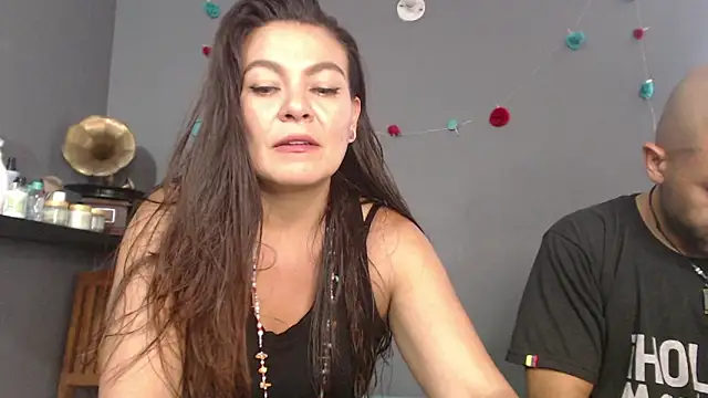  bonnie and clyde online show from May 27, 2026, 8:05 pm