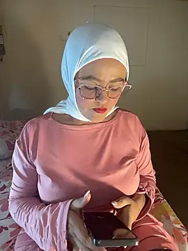Snapshot of Marian_fadel chatting on June 20, 2026, 1:16 pm Marian fadel online show from June 20, 2026, 1:16 pm