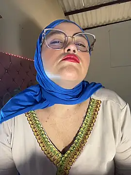 Snapshot of Marian_fadel chatting on July 8, 2026, 1:23 pm Marian fadel online show from July 8, 2026, 1:23 pm