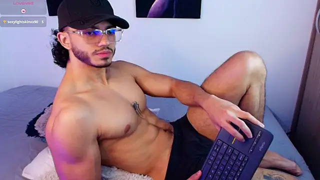 Snapshot of IamAxel03 chatting on June 10, 2026, 6:09 pm IamAxel03 online show from June 10, 2026, 6:09 pm
