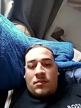 GuiiPP online show from April 13, 2026, 7:40 pm