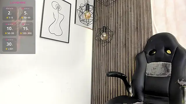 Snapshot of LexyNova_ chatting on May 16, 2026, 6:18 pm LexyNova online show from May 16, 2026, 6:18 pm