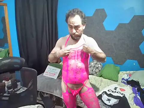 MachoPutito online show from October 7, 2025, 2:56 am