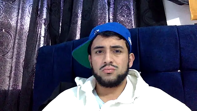 Snapshot of derek_smiith chatting on June 18, 2026, 9:20 pm derek smiith online show from June 18, 2026, 9:20 pm