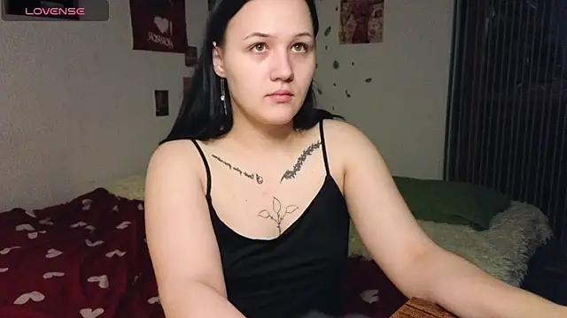 Snapshot of Tori_Sweet chatting on May 10, 2026, 1:09 am Tori Sweet online show from May 10, 2026, 1:09 am