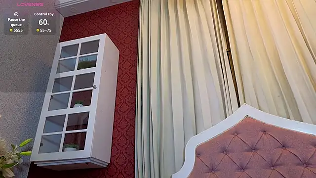 Snapshot of KristinaGriner chatting on March 27, 2026, 8:26 am KristinaGriner online show from March 27, 2026, 8:26 am