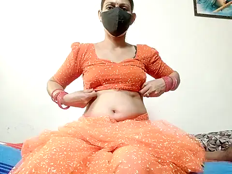 Snapshot of Sexyy_Bhabhi_143 chatting on April 26, 2026, 8:11 am Sexyy Bhabhi 143 online show from April 26, 2026, 8:11 am
