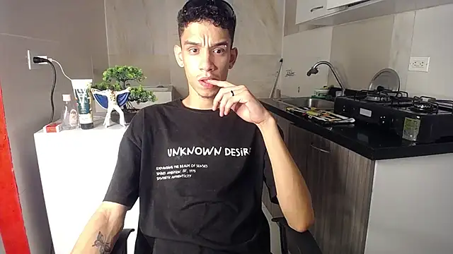 Snapshot of Zamaelprime_ chatting on March 30, 2026, 6:04 am Zamaelprime online show from March 30, 2026, 6:04 am