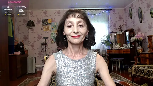 Snapshot of Shooting-Star- chatting on April 8, 2026, 12:28 pm Shooting-Star- online show from April 8, 2026, 12:28 pm