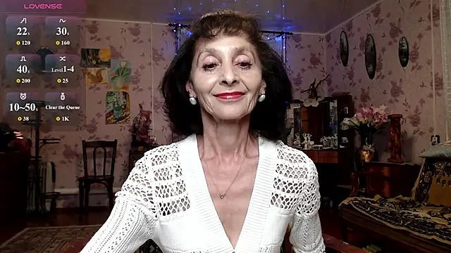 Snapshot of Shooting-Star- chatting on May 8, 2026, 6:56 pm Shooting-Star- online show from May 8, 2026, 6:56 pm