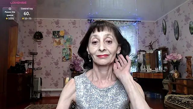 Snapshot of Shooting-Star- chatting on April 22, 2026, 12:01 pm Shooting-Star- online show from April 22, 2026, 12:01 pm