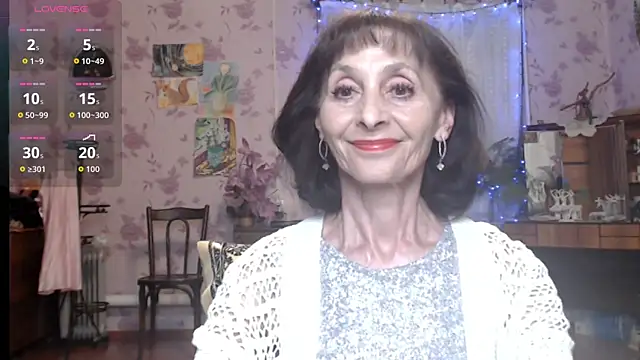 Snapshot of Shooting-Star- chatting on June 27, 2026, 6:03 pm Shooting-Star- online show from June 27, 2026, 6:03 pm