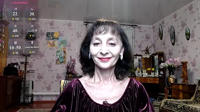 Snapshot of Shooting-Star- chatting on May 4, 2026, 7:50 pm Shooting-Star- online show from May 4, 2026, 7:50 pm