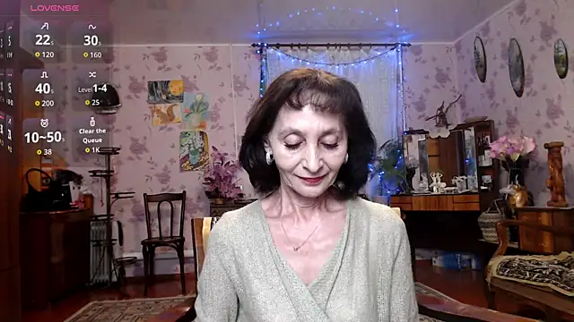 Snapshot of Shooting-Star- chatting on April 24, 2026, 5:26 pm Shooting-Star- online show from April 24, 2026, 5:26 pm