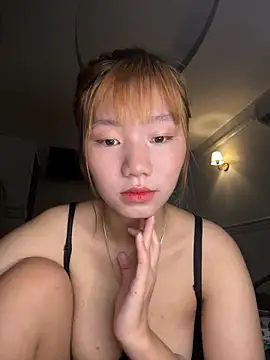 -Amee- online show from April 3, 2026, 7:09 pm