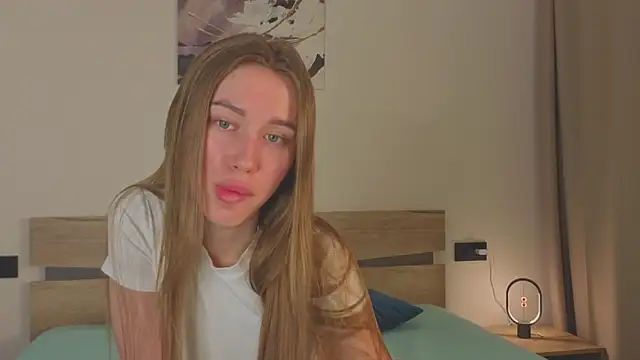 AliseeLee online show from March 30, 2026, 12:12 am