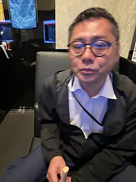 Snapshot of RYUICHI_1919 chatting on June 4, 2026, 10:20 am RYUICHI 1919 online show from June 4, 2026, 10:20 am