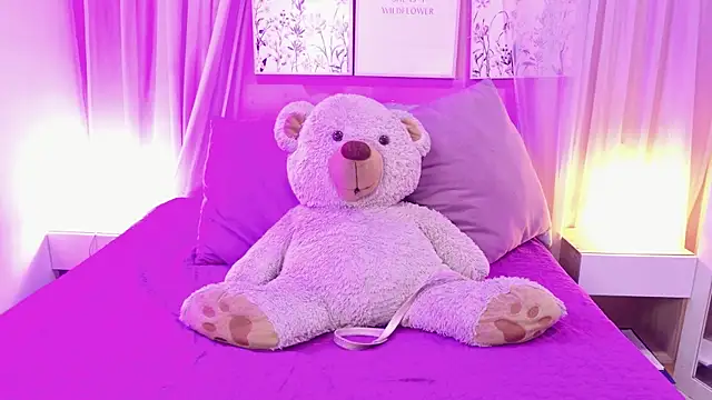 Snapshot of canela_bm chatting on April 10, 2026, 12:12 pm canela bm online show from April 10, 2026, 12:12 pm