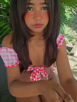 Snapshot of Pretty_karol chatting on June 2, 2026, 12:16 pm Pretty karol online show from June 2, 2026, 12:16 pm