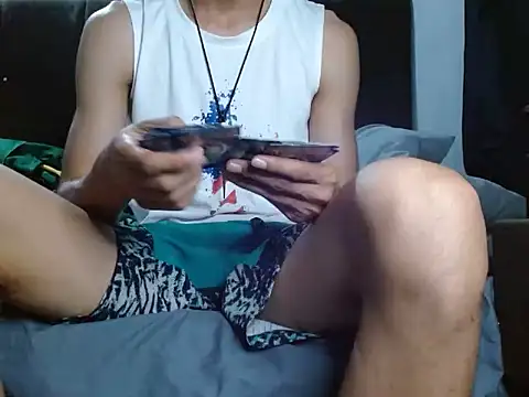 Snapshot of VazacGaming chatting on August 10, 2026, 3:35 am VazacGaming online show from August 10, 2026, 3:35 am