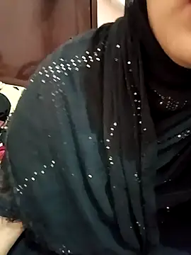 Snapshot of Miss_Noor__ chatting on July 3, 2026, 3:35 am Miss Noor online show from July 3, 2026, 3:35 am