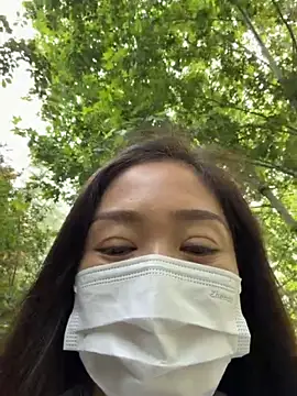yuanpu0925 online show from May 8, 2026, 2:04 am