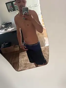 Snapshot of meteus40 chatting on March 28, 2026, 10:49 am meteus40 online show from March 28, 2026, 10:49 am