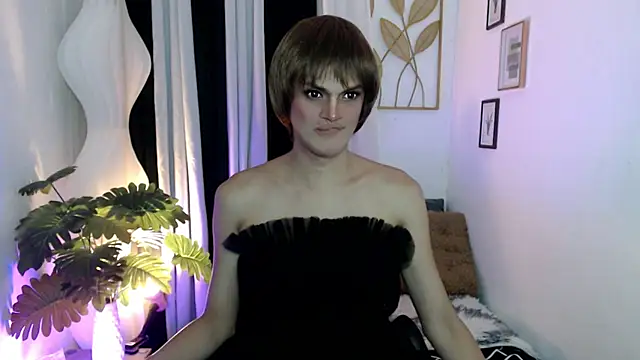 Snapshot of Bella_CiaoX chatting on May 29, 2026, 6:08 am Bella CiaoX online show from May 29, 2026, 6:08 am