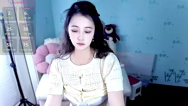 Snapshot of summer_uu chatting on May 22, 2026, 2:48 pm summer uu online show from May 22, 2026, 2:48 pm