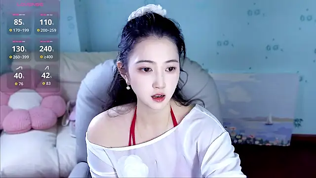 Snapshot of summer_uu chatting on May 30, 2026, 6:24 pm summer uu online show from May 30, 2026, 6:24 pm