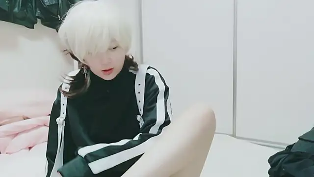 Snapshot of Yua_666 chatting on April 16, 2026, 12:39 pm Yua 666 online show from April 16, 2026, 12:39 pm