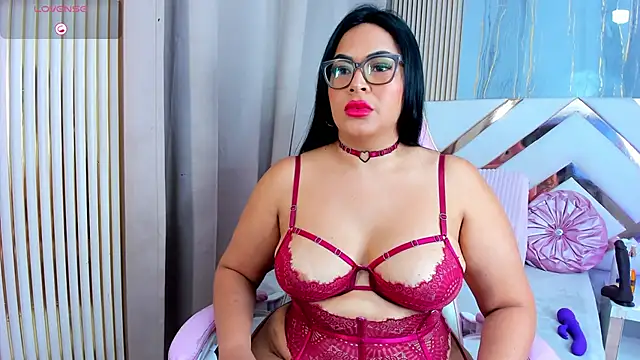 CelesteFoxx  online show from April 29, 2026, 1:59 pm