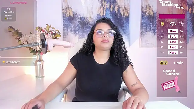 Snapshot of scarlett__2 chatting on April 13, 2026, 9:19 pm scarlett 2 online show from April 13, 2026, 9:19 pm