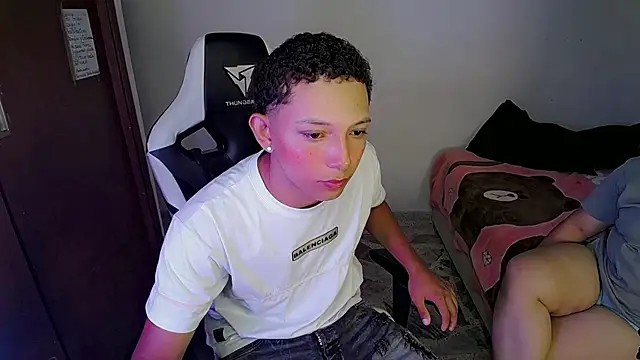 Exotic big  online show from April 2, 2026, 3:46 am