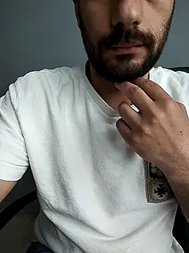 Snapshot of hartboy41 chatting on April 15, 2026, 9:59 am hartboy41 online show from April 15, 2026, 9:59 am