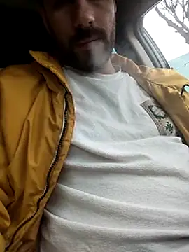 Snapshot of hartboy41 chatting on April 10, 2026, 9:49 am hartboy41 online show from April 10, 2026, 9:49 am