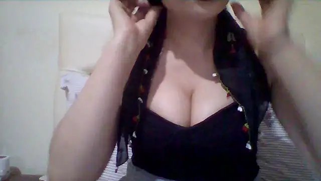 Snapshot of busex25 chatting on June 5, 2026, 9:09 pm busex25 online show from June 5, 2026, 9:09 pm