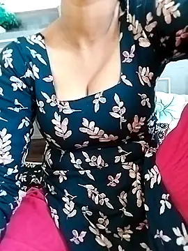 Snapshot of Radhika-sexy2 chatting on April 7, 2026, 2:57 am Radhika-sexy2 online show from April 7, 2026, 2:57 am