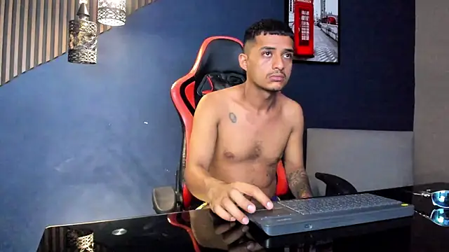 Snapshot of TurnerStar chatting on April 1, 2026, 1:41 pm TurnerStar online show from April 1, 2026, 1:41 pm