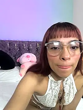 Chloee Reed online show from April 1, 2026, 5:09 am