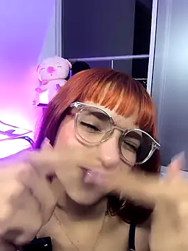 Snapshot of Chloee_Reed chatting on April 9, 2026, 6:19 am Chloee Reed online show from April 9, 2026, 6:19 am