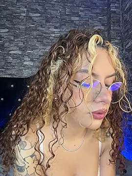 Amber-fire online show from April 22, 2026, 11:17 am